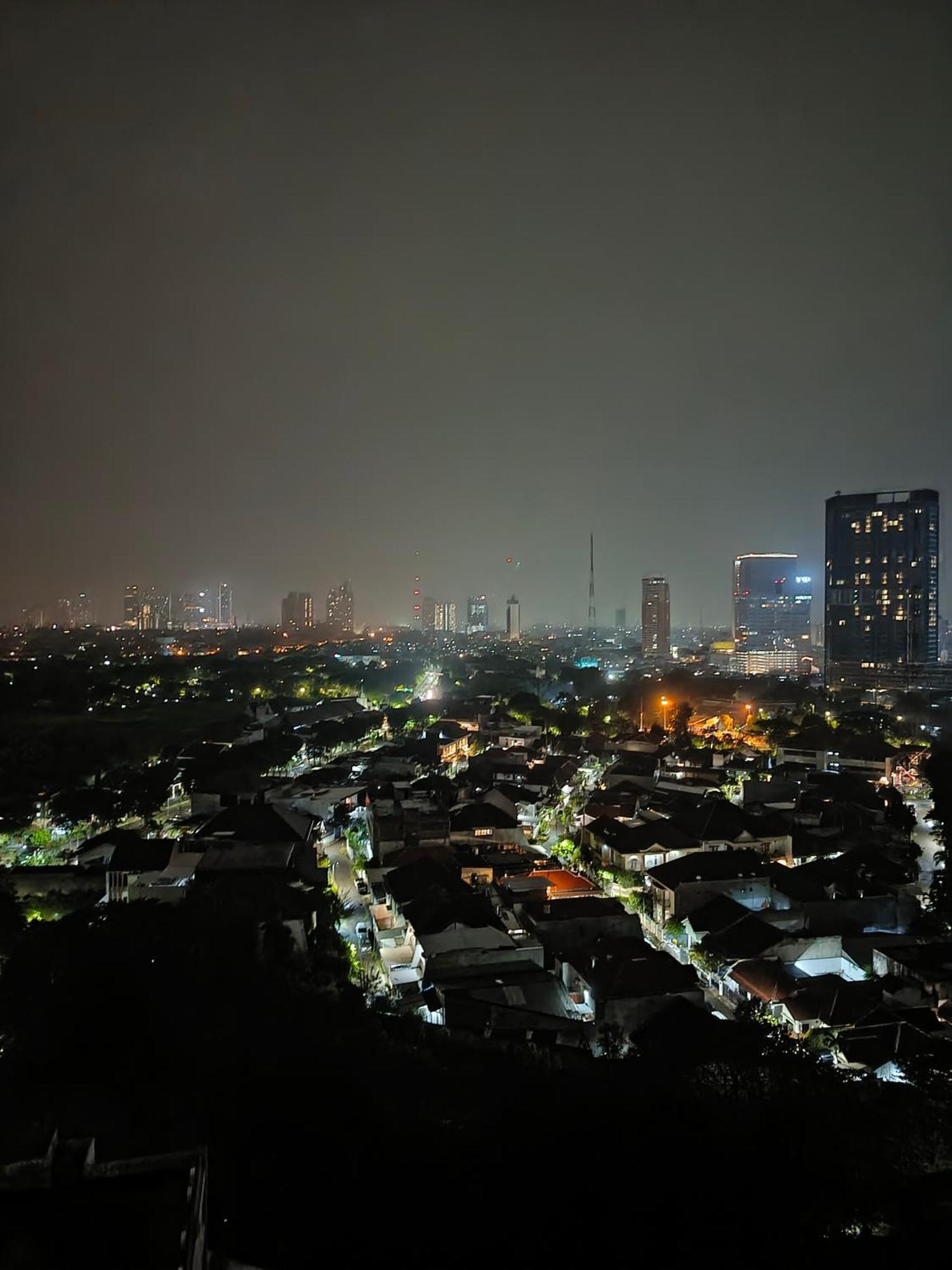 B Blue Hotel มะลัง ภายนอก รูปภาพ